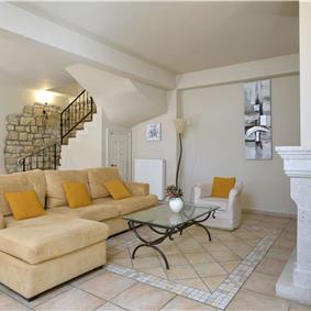 3 bedroom villa with heated pool in Kassiopi, Corfu, sleeps 6